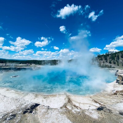 Guide to Yellowstone Entrances: What to See and Where to Stay in North and West Yellowstone